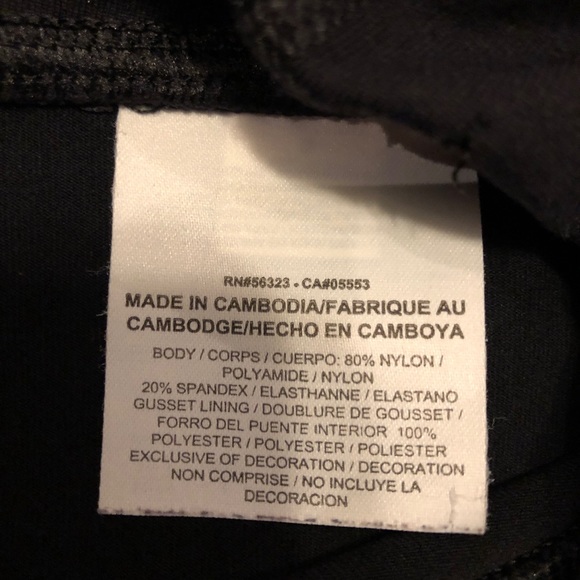 Size small  Nike Super High Rise Legging Capris - Picture 8 of 8